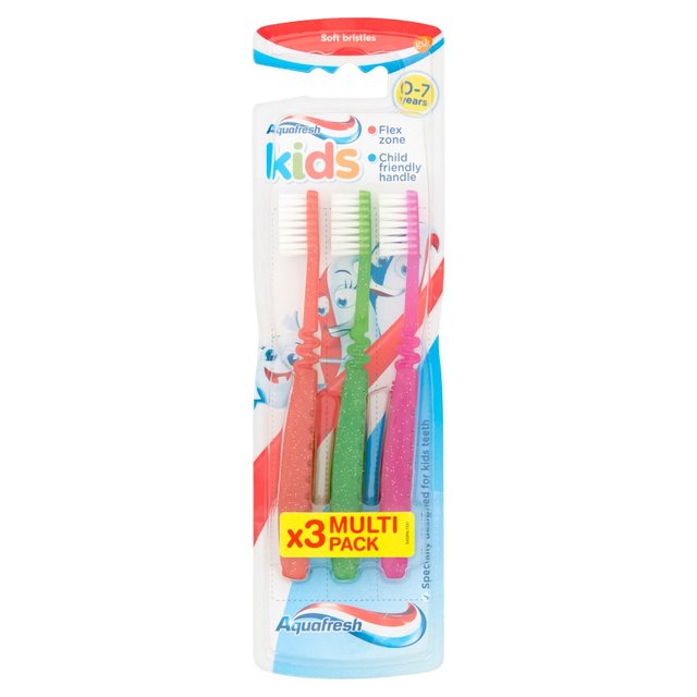 Set periute de dinti copii Aquafresh 3buc 0-7 ani triopack flex zone